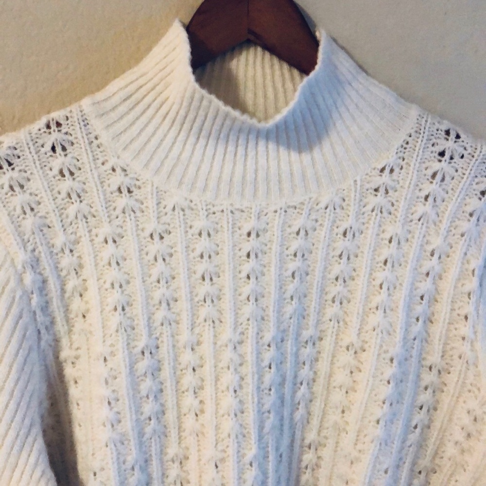 Chelsea28 Off White Sweater - Picture 3 of 6